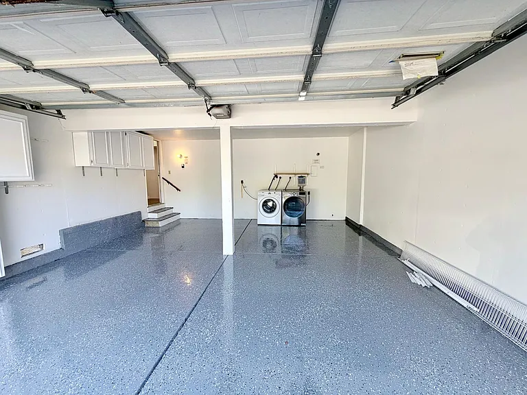 4057 San Francisco Ter — Photo 16