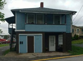 415 Wheeling St, Westover, WV 26501