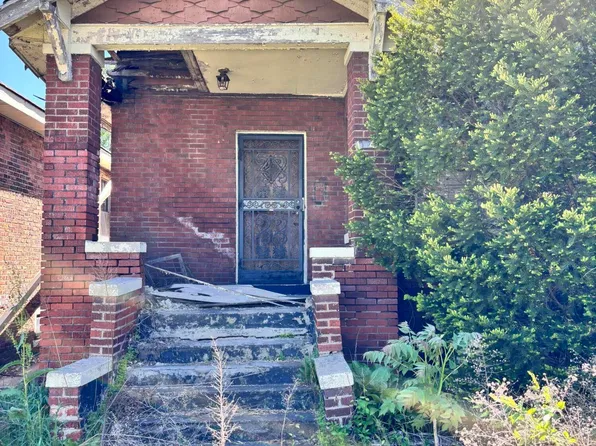 1141 Pierce St, Gary, IN 46407