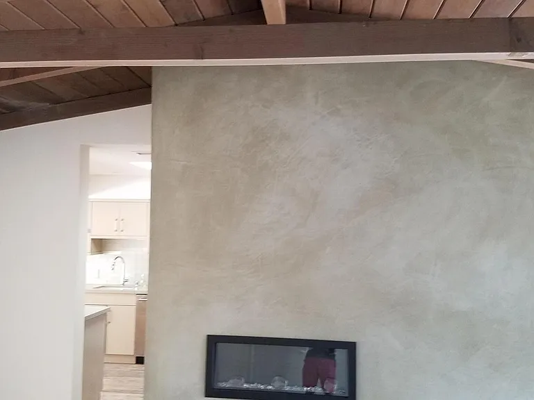 1550 N Jameson Ln — Photo 5