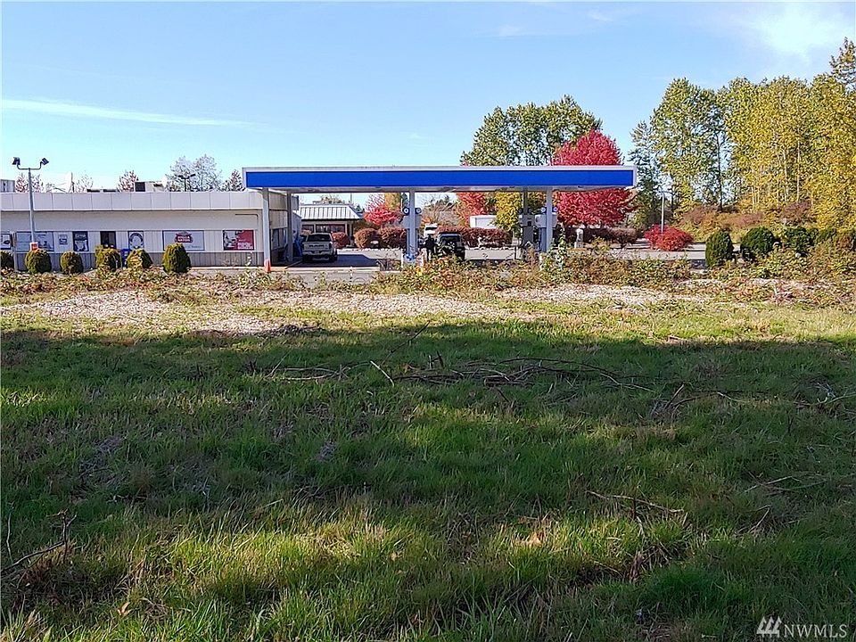 2nd image of 5 14th St