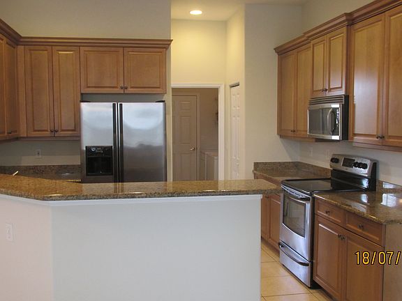 5th image of 3413 SW San Benito St