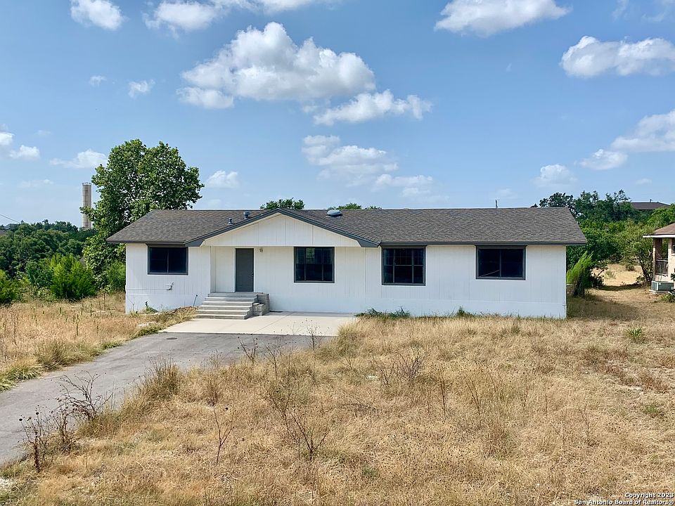 1st image of 840 MERCURY DR