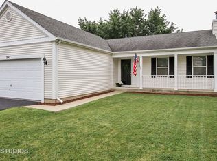 347 Fawn Ln, Hainesville, IL 60030