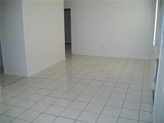 3rd image of 3808 Arizona Ave