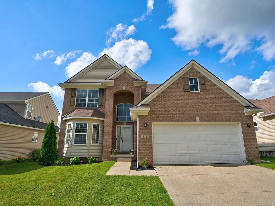 1st image of 4121 Ash Tree Ln