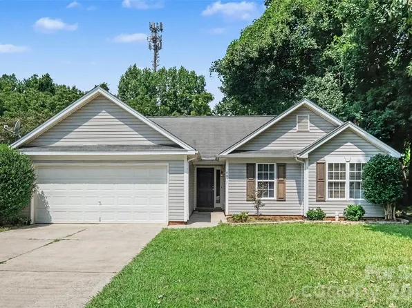 4437 Craven Hill Dr, Charlotte, NC 28216