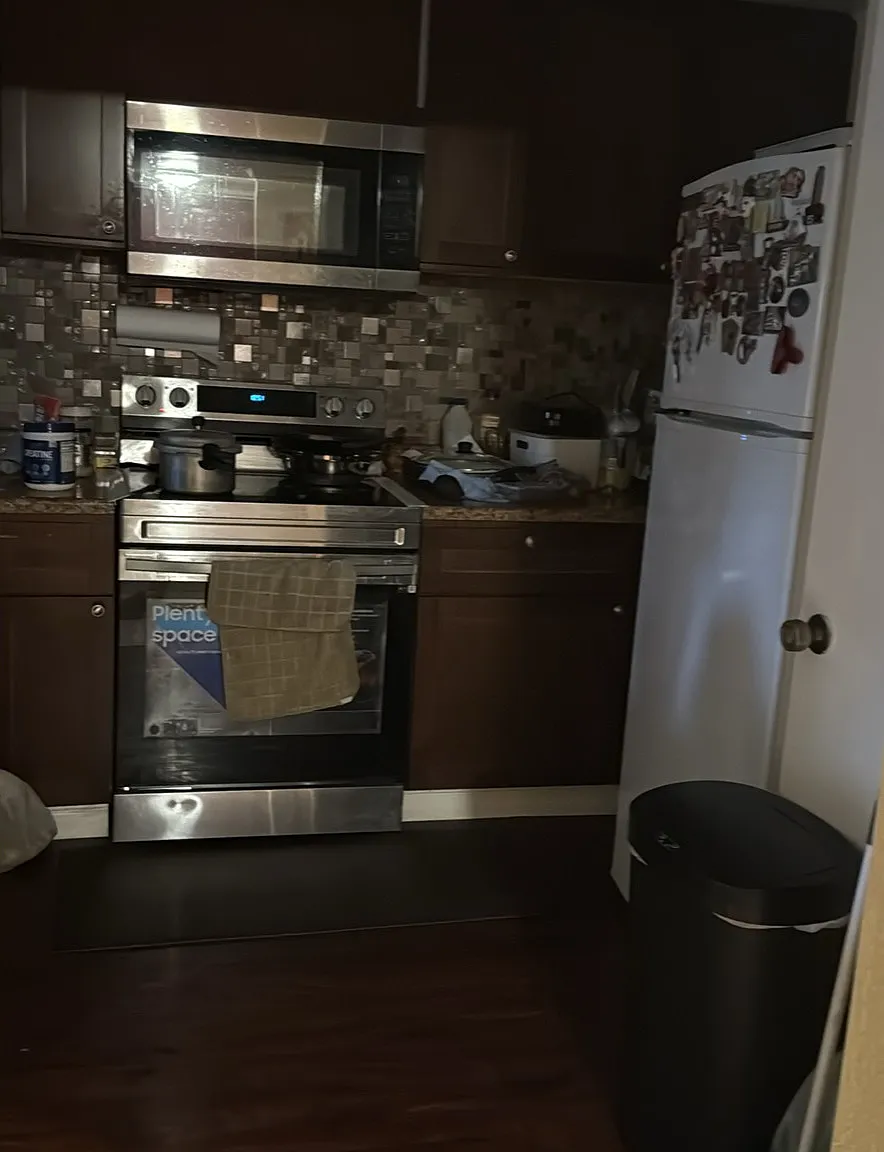 2 bed, 1096 sqft, $1,600 — Photo 1