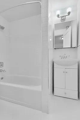 Rented by Cooper & Cooper Real Estate | media 21