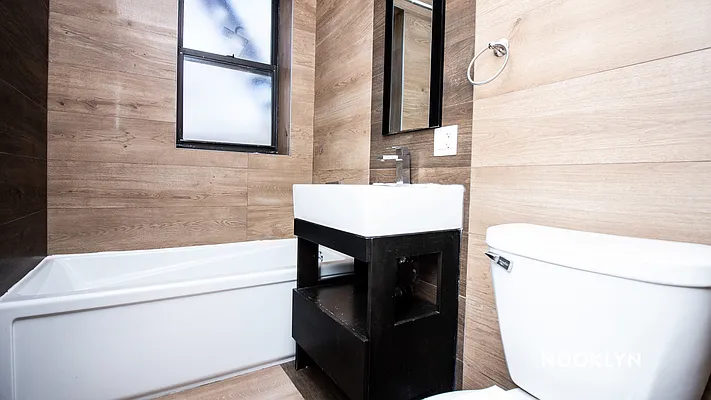 Rented by Nooklyn NYC LLC | media 13