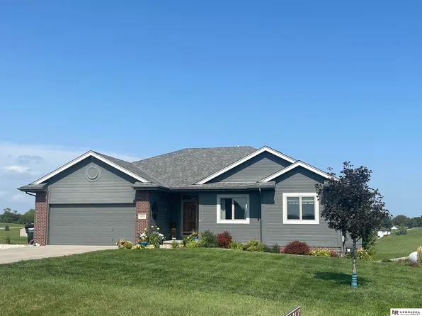 18805 Prairie Ridge Dr, Louisville, NE 68037