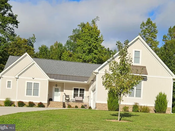 20830 Scarlet Oak Dr, Jetersville, VA 23083