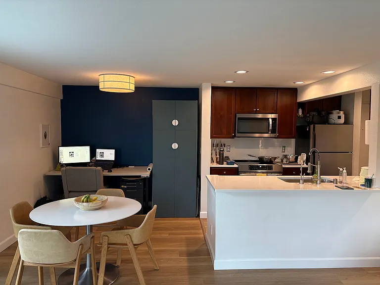1109 N Allen Pl #103 — Photo 2