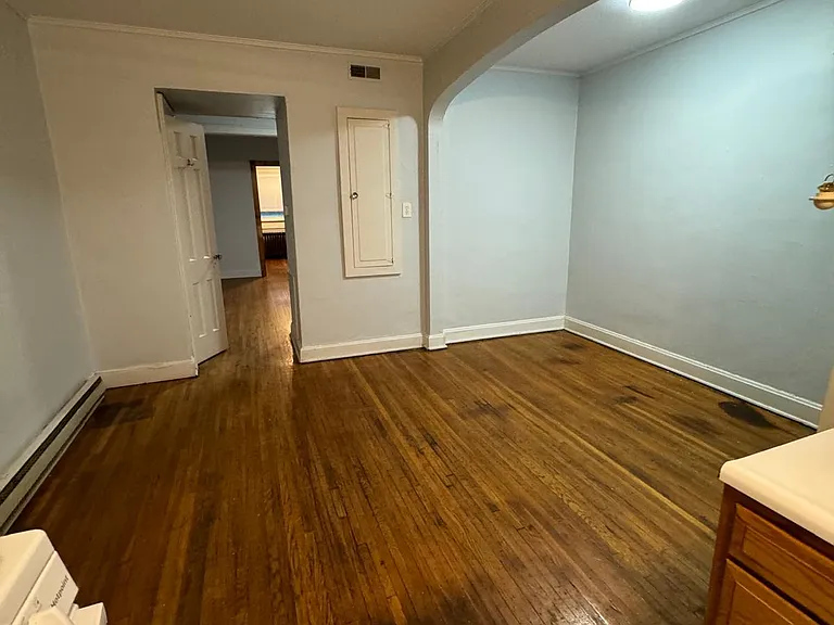 2551 Indianola Ave #1 — Photo 18