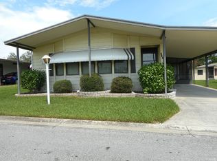 121 Laurelcrest Cir, Valrico, FL 33594