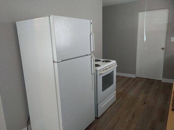 3rd image of 2206 & 2208 S Garfield St #2208