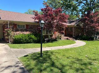 348 S Belaire St, Monett, MO 65708