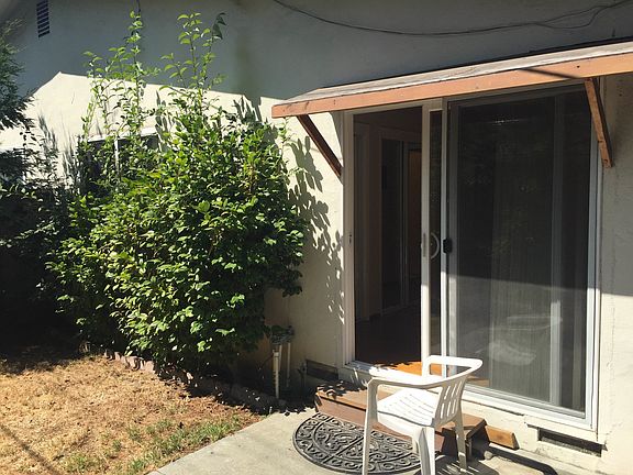 5th image of 590 Hazel Dell Way APT 2