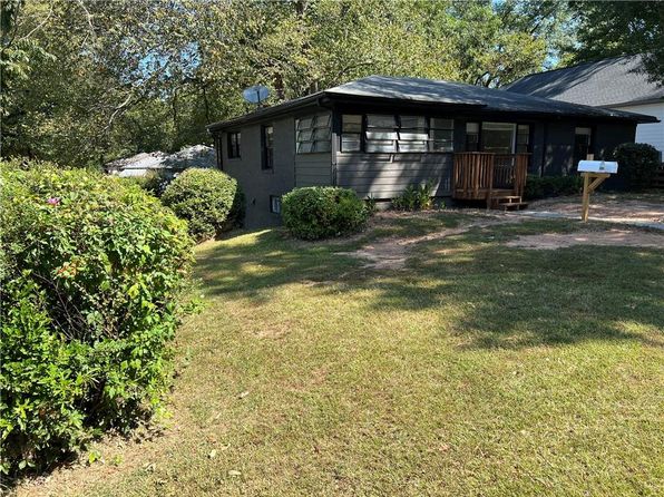 1215 Westview Dr SW #A