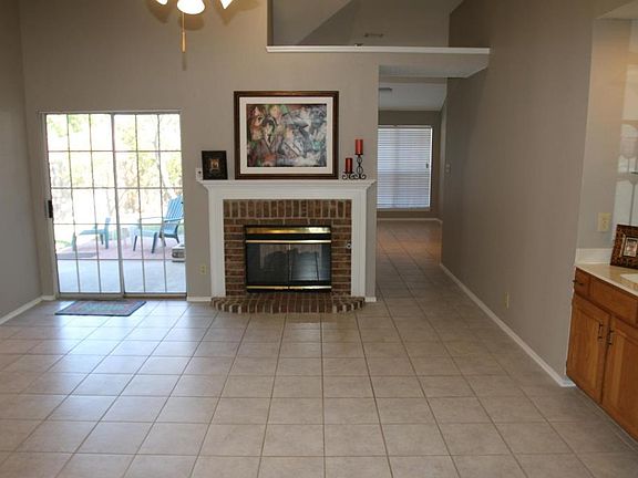 3rd image of 5208 Glen Vista Dr