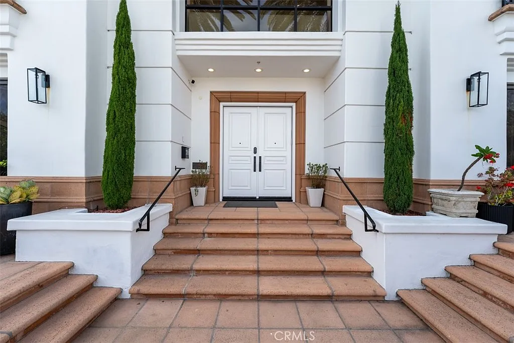 4 bed, 6.0 bath, 6014 sqft, $39,995 — Photo 3
