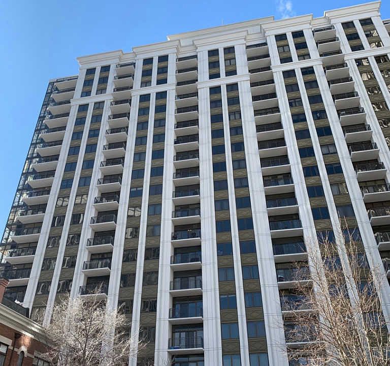 1st image of 1322 S Prairie Ave Unit 1604