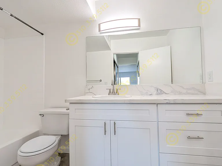 445 Hawthorne #313 — Photo 26