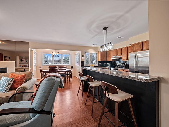 5th image of 21098 Boulder Cir