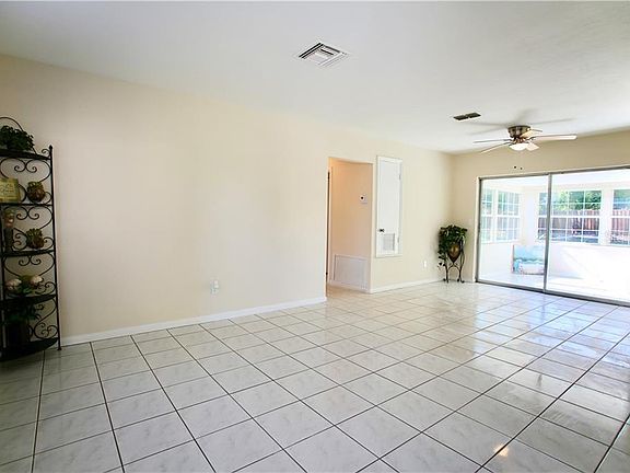 5th image of 1450 Deltona Blvd