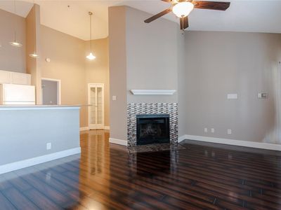 4800 W Lovers Ln APT 218, Dallas, TX, 75209