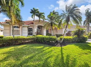 5035 Cerromar Dr, Naples, FL 34112