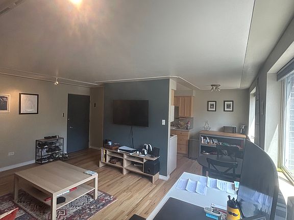 Living room (showing front door)