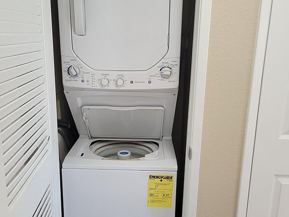 4th image of 2407 Sunny Slope Dr