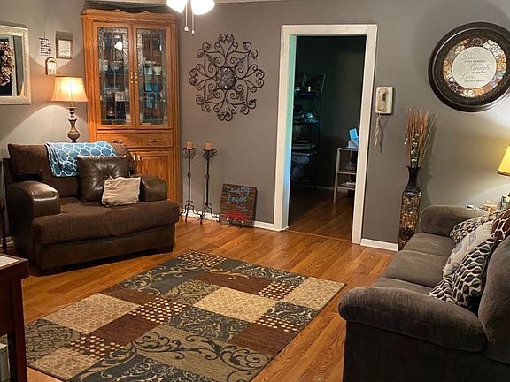 3rd image of 214 W Montpelier Ave