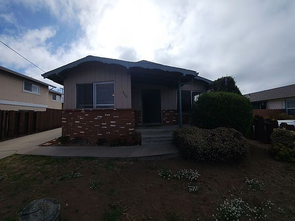3rd image of 550 Piney Way