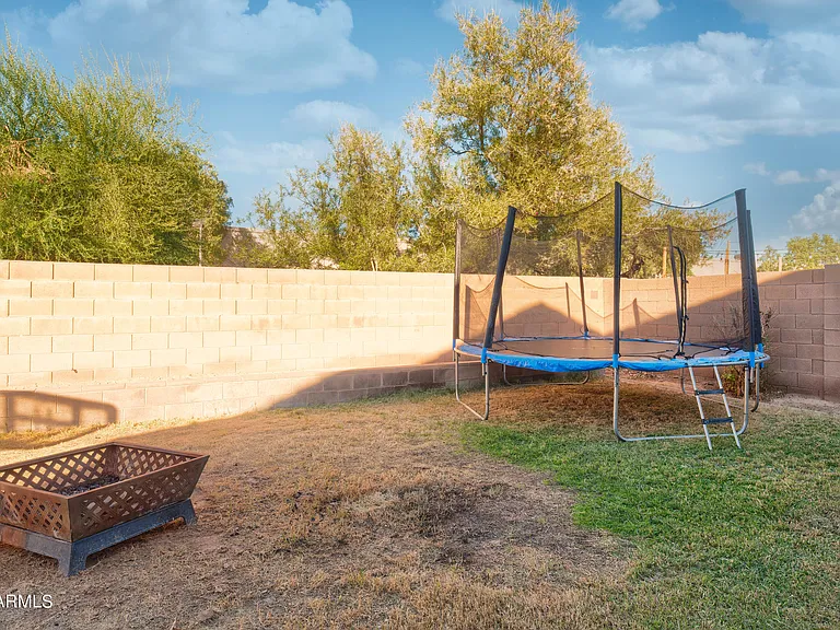 16068 W Culver St — Photo 31