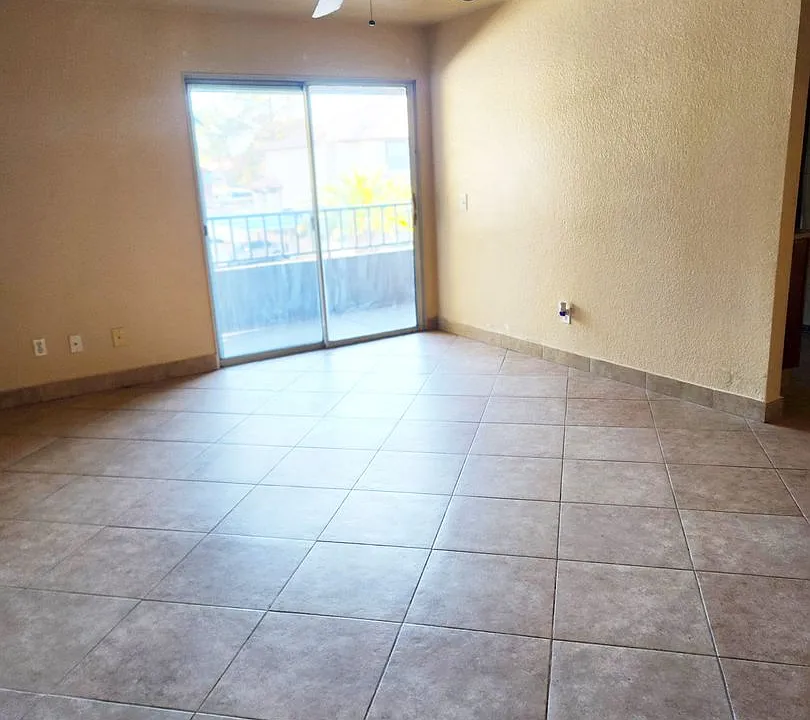 2606 S Durango Dr #223