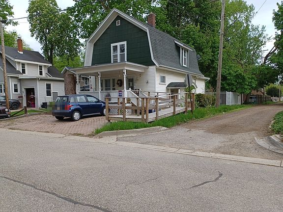 2nd image of 250 Grove Ave