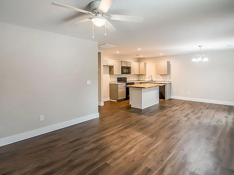 54 Creekside Ln — Photo 14