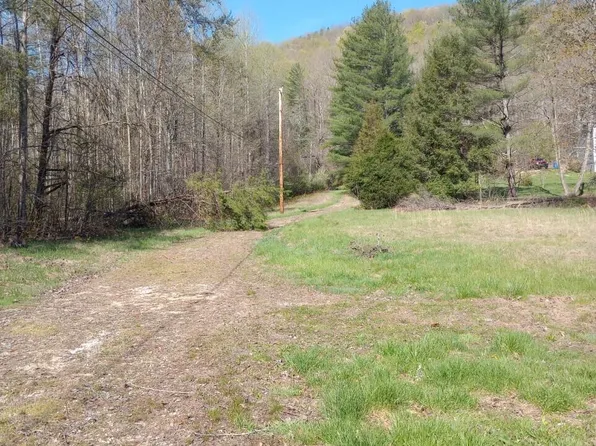 823 Cat Creek Rd, Stanton, KY 40380