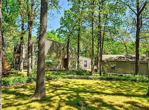 5th image of 27 Preston Oaks Dr