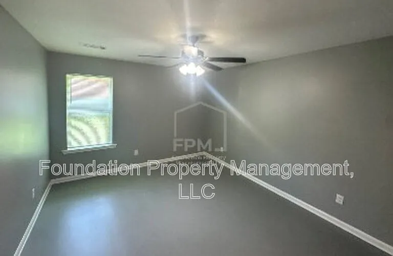 307 Harrell St — Photo 11