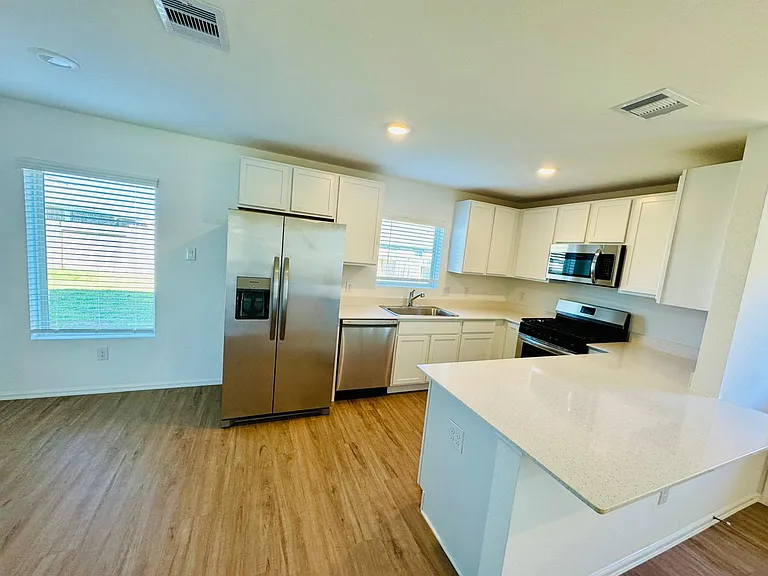 275 Bennett Loop — Photo 11