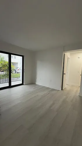 635 SW 7th Ct #2 Photo 1