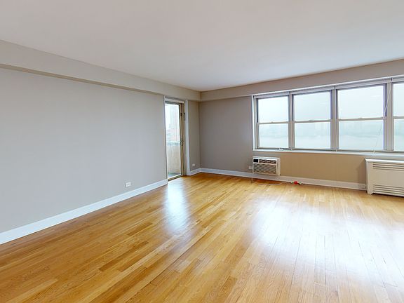 4th image of 80 N Moore St #8031J