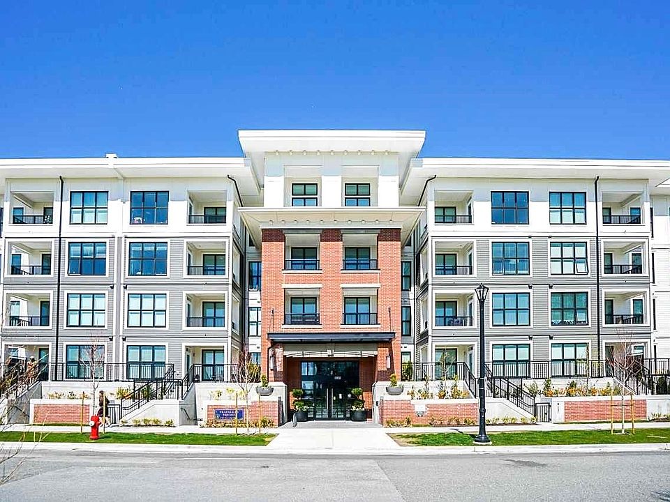 1st image of 9551 Alexandra Rd #327
