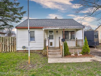 607 Beach St, Mount Morris, MI, 48458