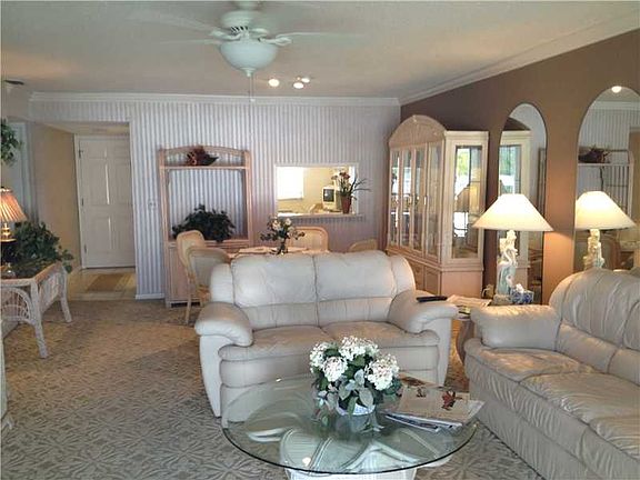3rd image of 10350 Imperial Point Dr W APT 26