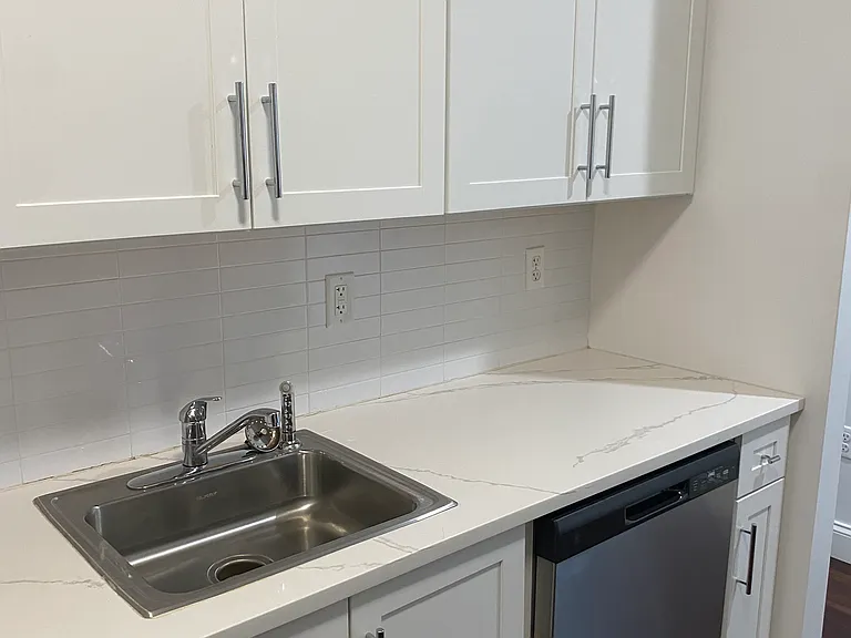 3100 Bergenline Ave #307 — Photo 18