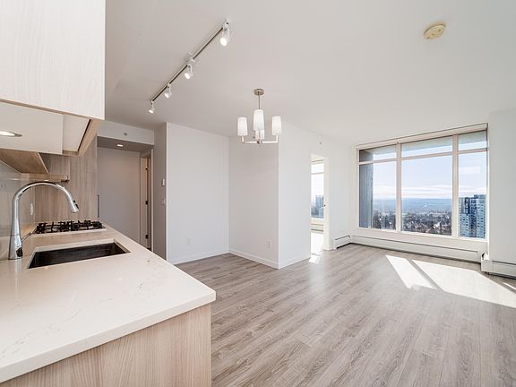 4th image of 13350 Central Ave #3511